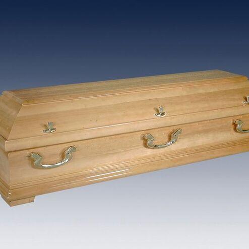 Holzkoffer im eleganten Design mit zwei Griffen und einer geschwungenen Form, vor einem blauen Hintergrund.